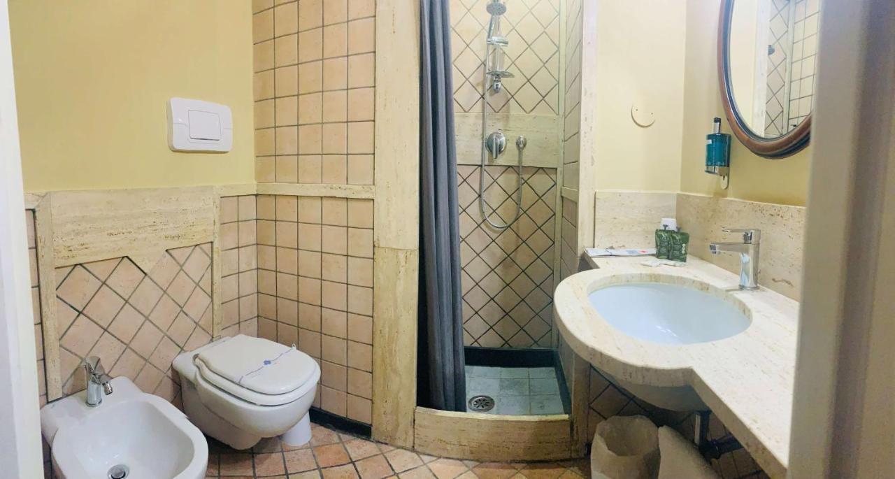 Hotel Ares 4*