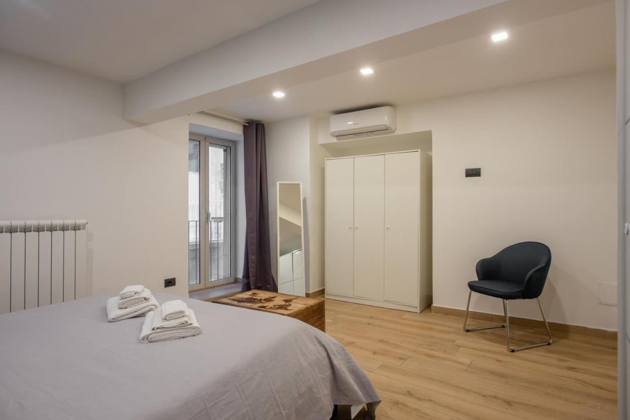 In Flats Santa Chiara Apartment Naples