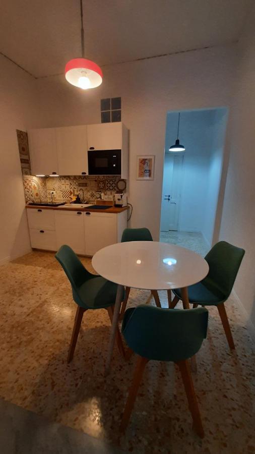 Apartment Palazzetto Di Neubourg Naples