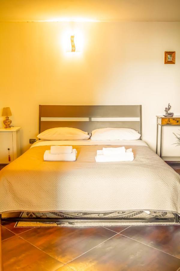 Vesuvio Garden E Spa, Host Naples