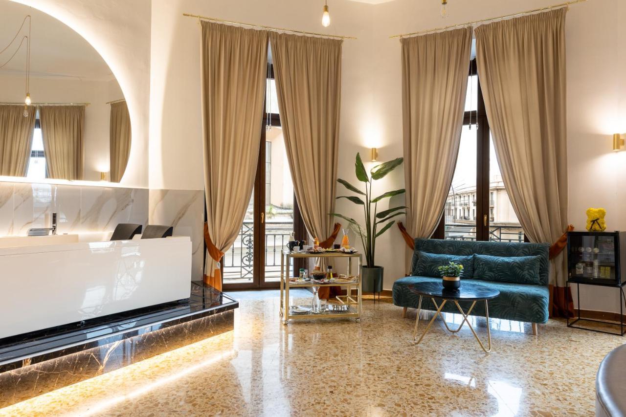 La Lepre Felice-bovio Naples