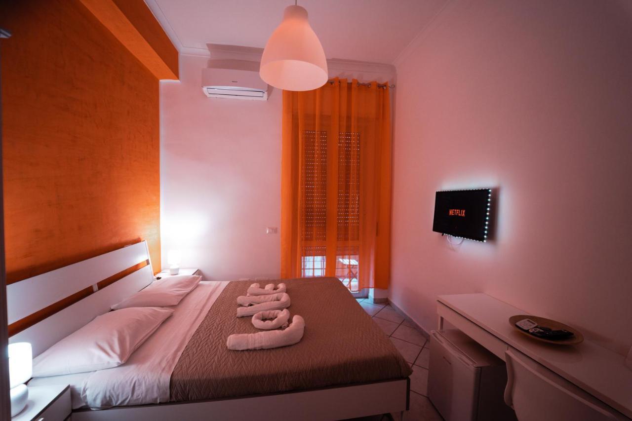 Guest house O Vic' Stritt' Naples