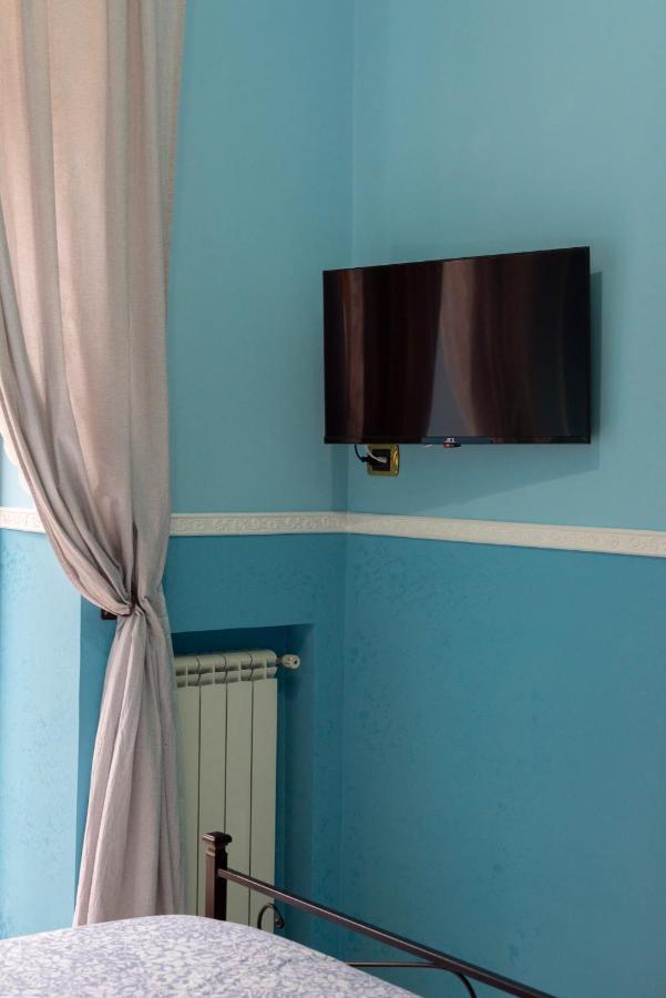 Spaccanapoli Naples