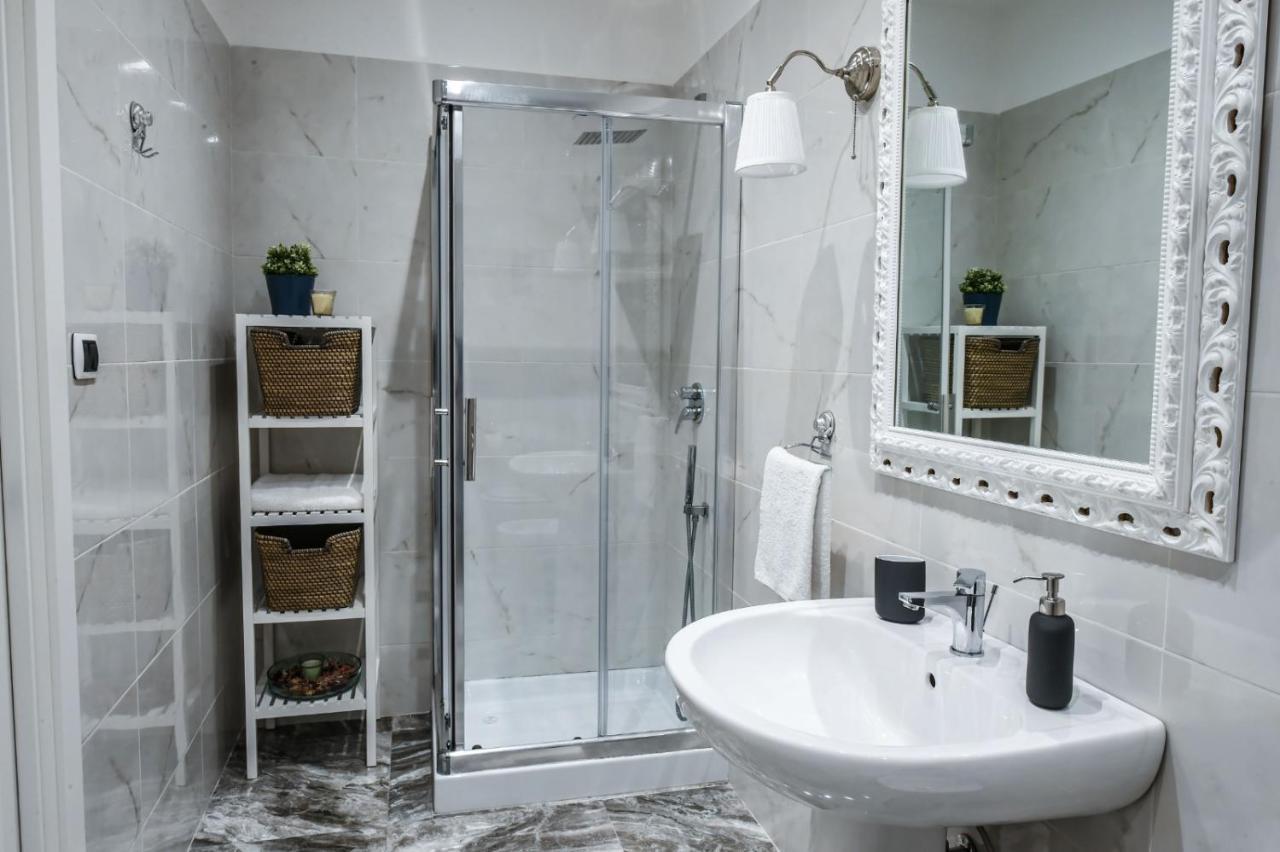 Rosaroll 57 Apartment Naples