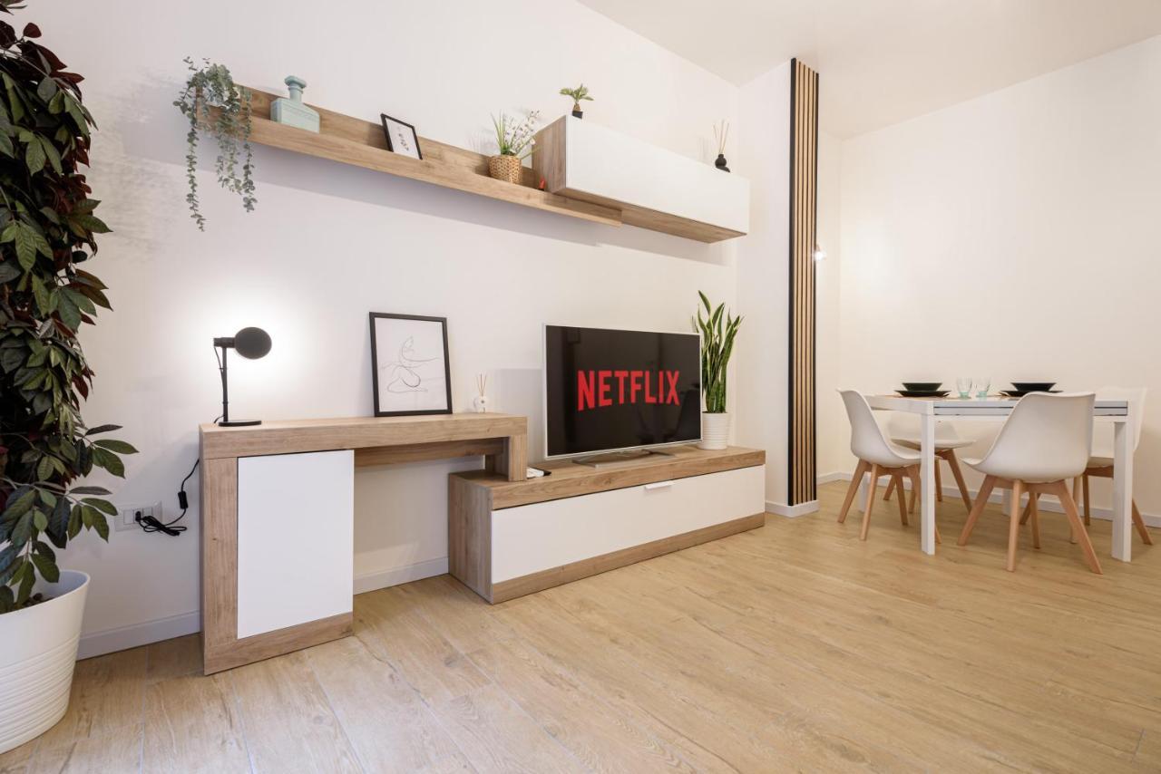 Junior Apartment *