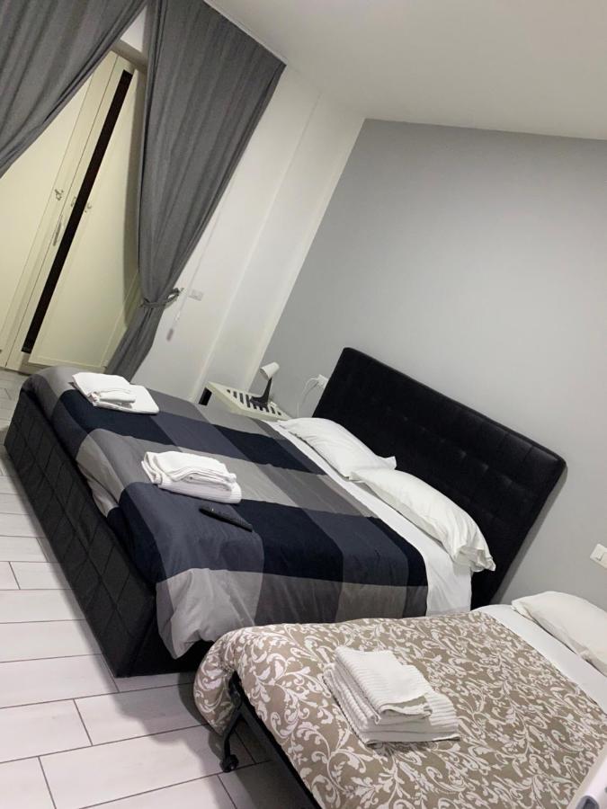 Neapolis Center 2*