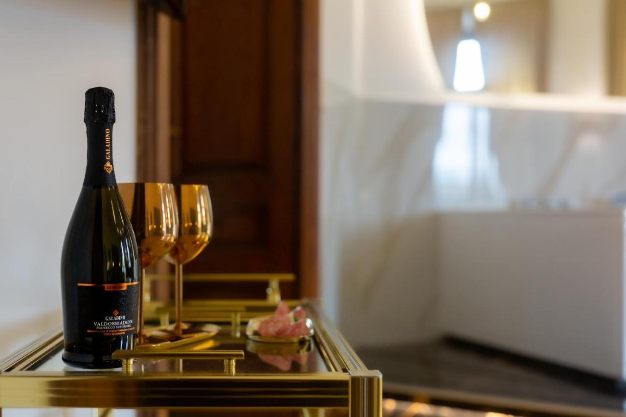 La Lepre Felice-bovio Guest house