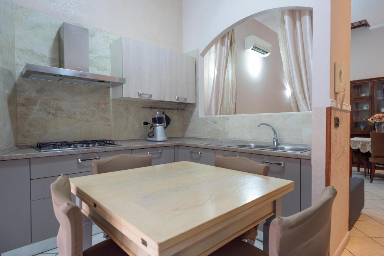 Spaccanapoli Apartment *