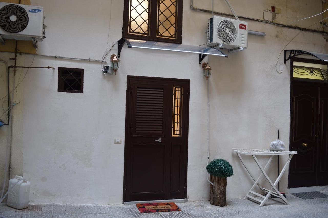 Nonnona House-napoli Centro Apartment