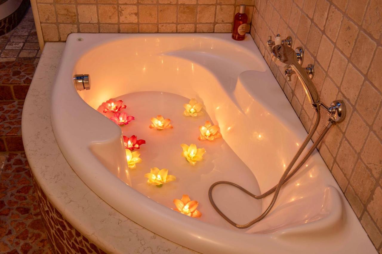 Bed & Breakfast A'luggetella Naples