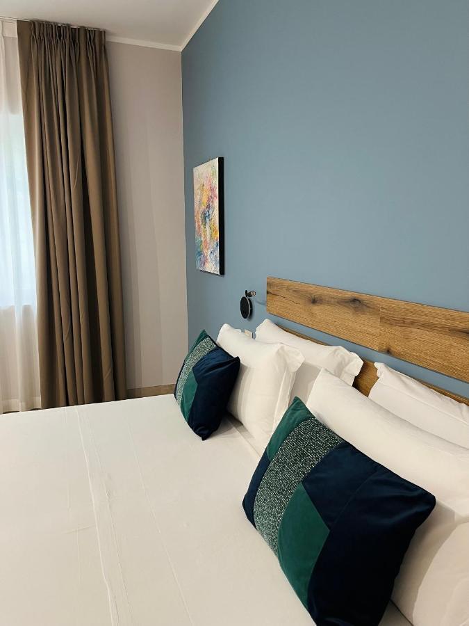 Avio Guest house
