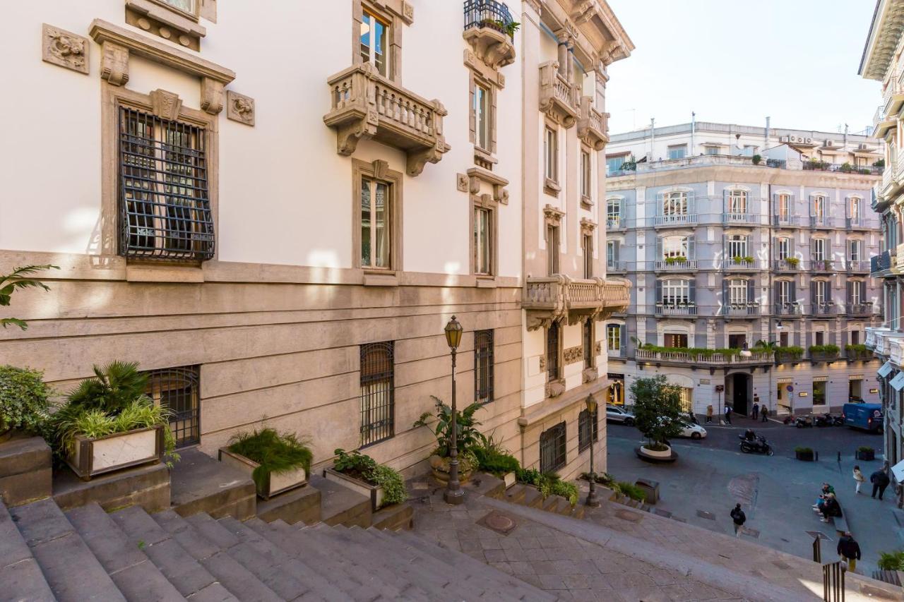 Chiaia Mon Elegant Flat By Napoliapartments Naples