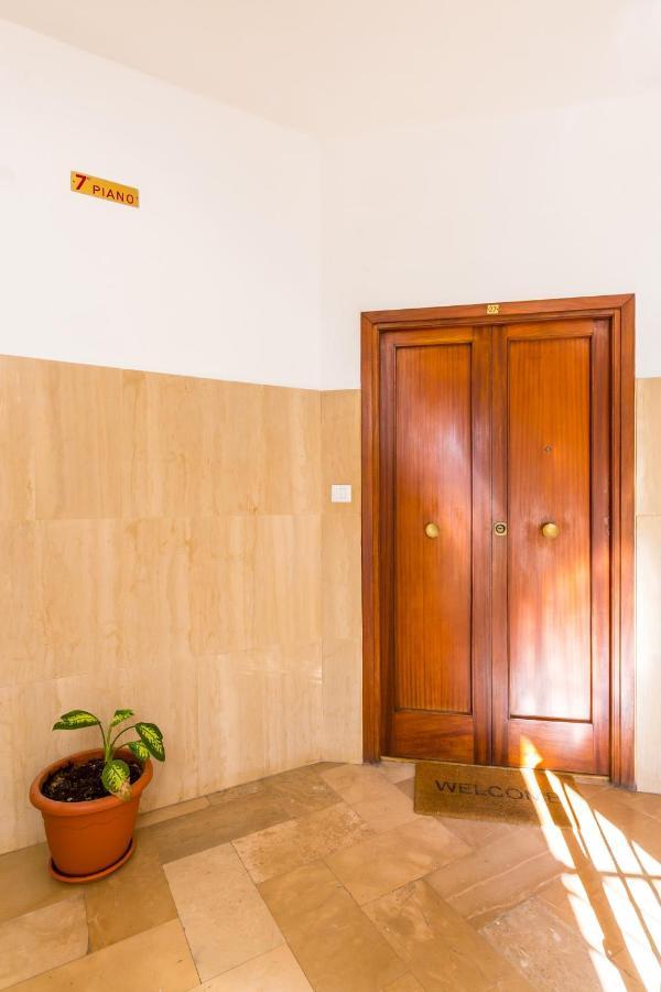 Chiaia Mon Elegant Flat By Napoliapartments Apartment