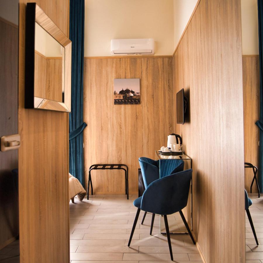 Kore Luxury E