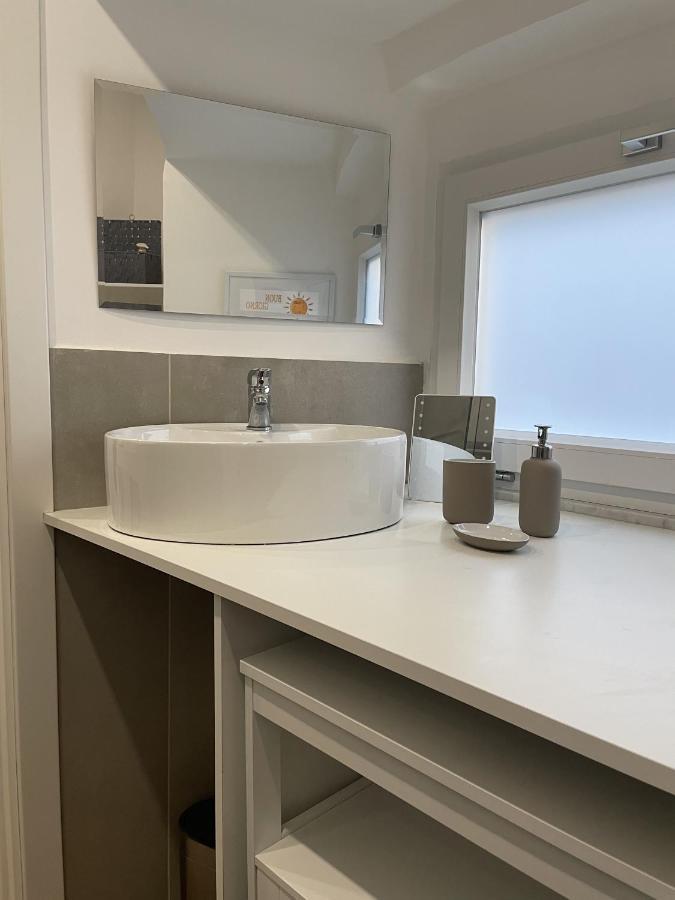 Ambra Naples