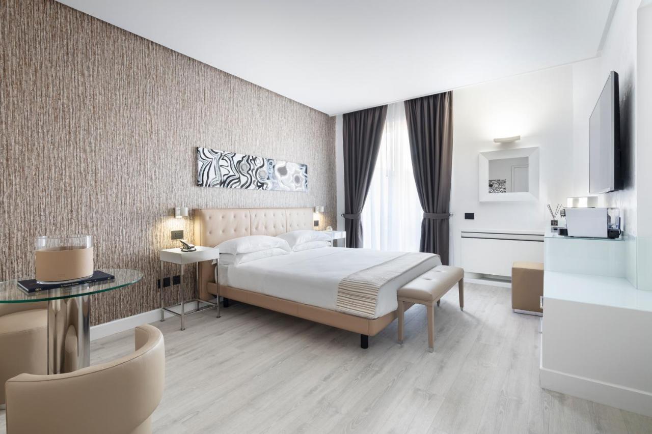 Hotel Lhp Palace &