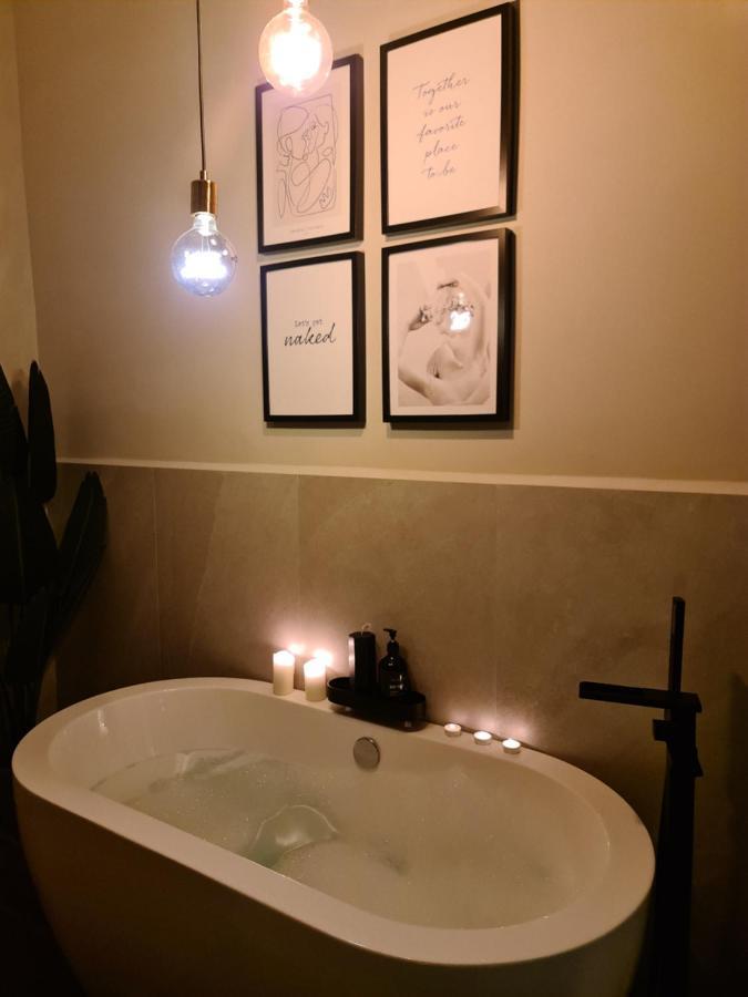 Falco Deluxe Apartment Naples