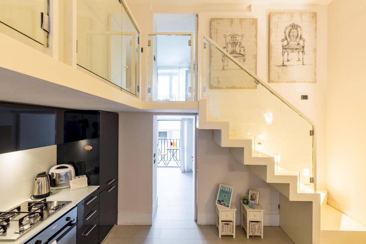Cool Flat At Via Dei Mille By Napoliapartments Naples