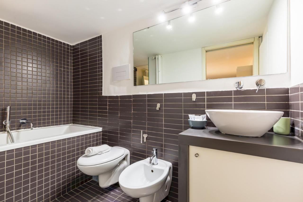 Cool Flat At Via Dei Mille By Napoliapartments * Naples