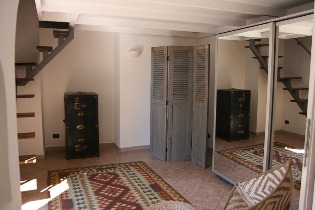 25 Apartment
