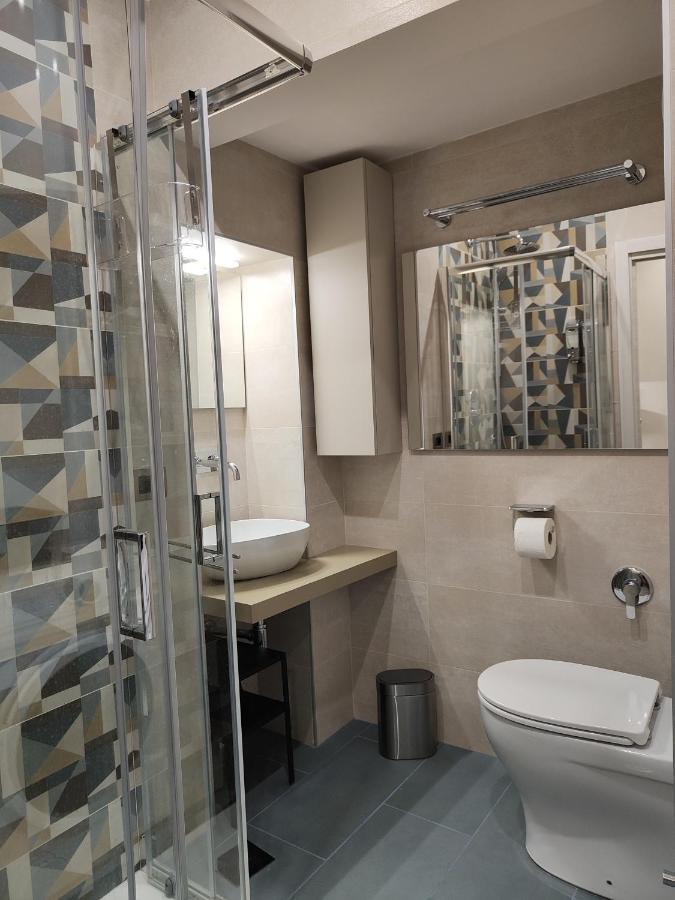 Plaza Mini House * Naples