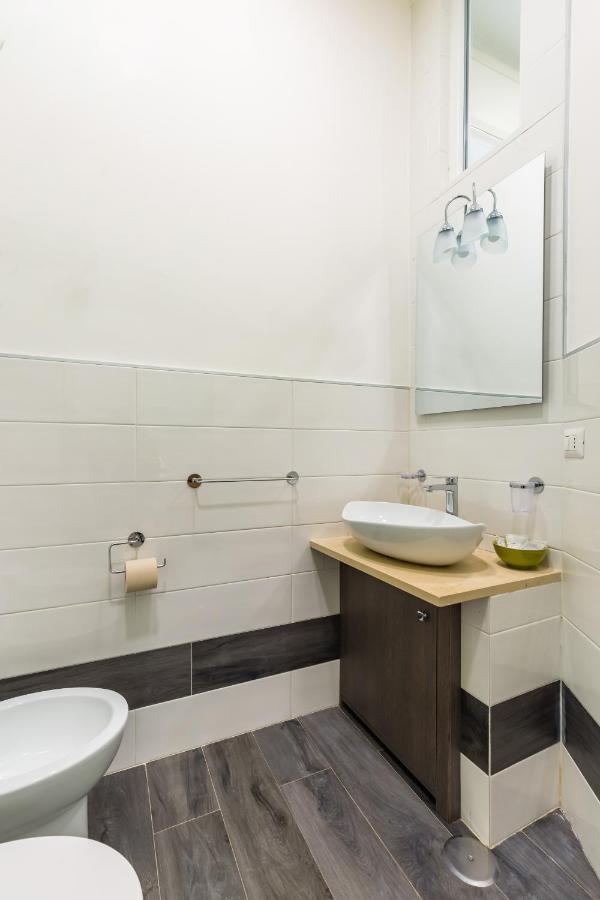 Gelso Complex And Flat By Napoliapartments Naples