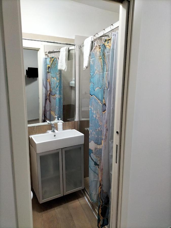 Blue House Apartment