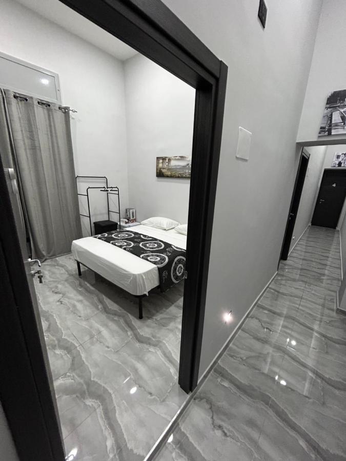 Foria House Valentino