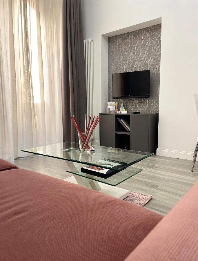 Duomo Platinum Apartment *