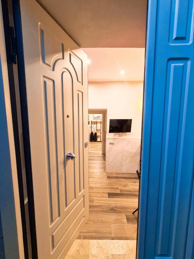 Falco Deluxe Apartment Naples