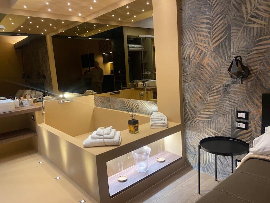 Montesantogroup House Nel Centro Di Holiday home *