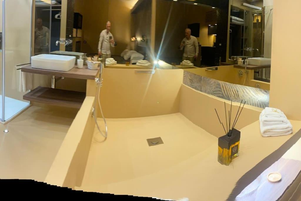 Montesantogroup House Nel Centro Di Holiday home