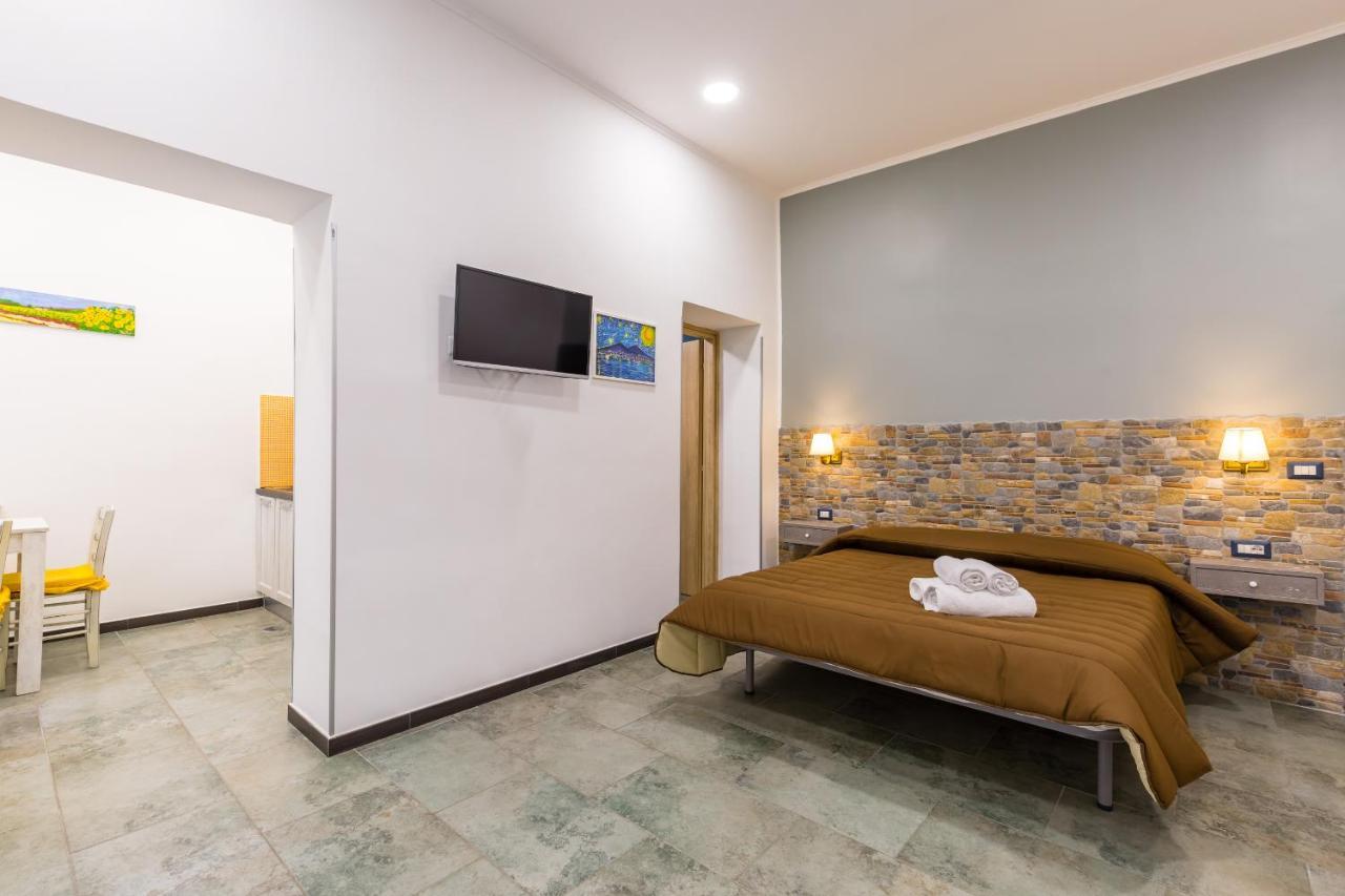 Apartment Gelso Complex And Flat By Napoliapartments