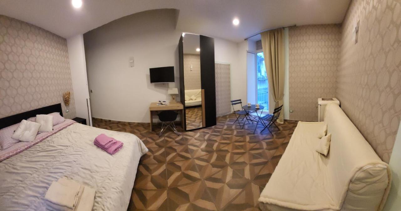 Bed & Breakfast Vacanze Partenopee - San Liborio Naples