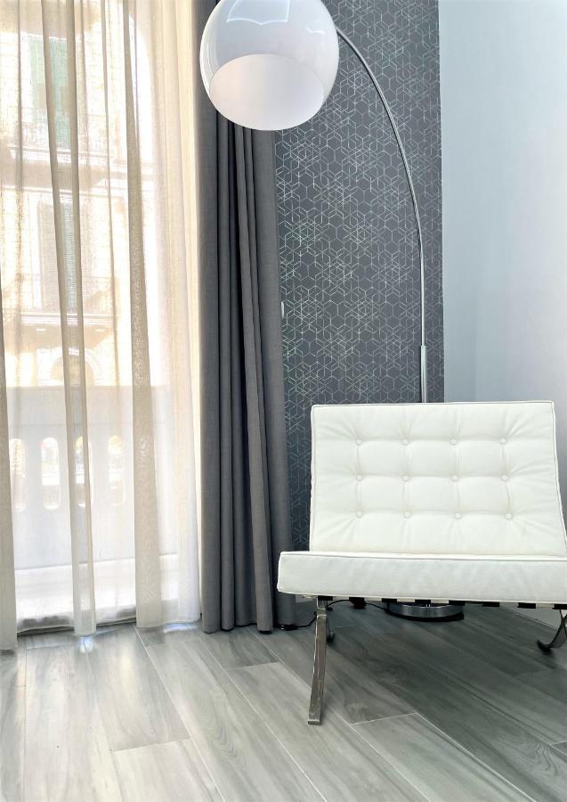 Duomo Platinum Apartment Naples