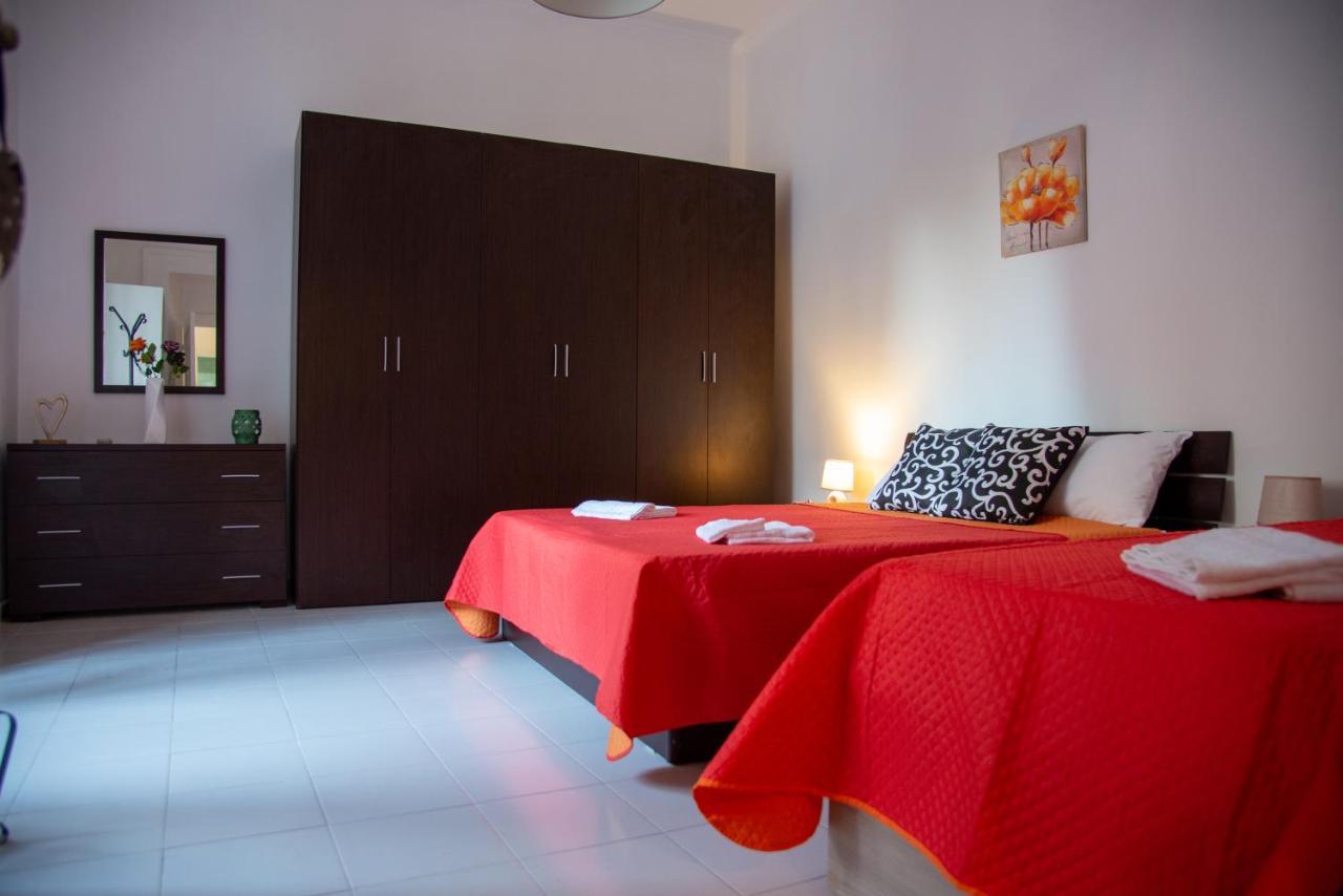 Apartment Domus Anticaglia By Domusextra