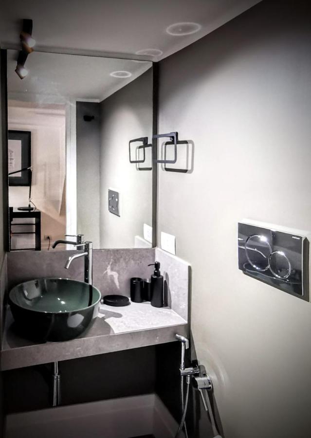 Salottino Carafa By Salotto Borbonico Apartment Naples
