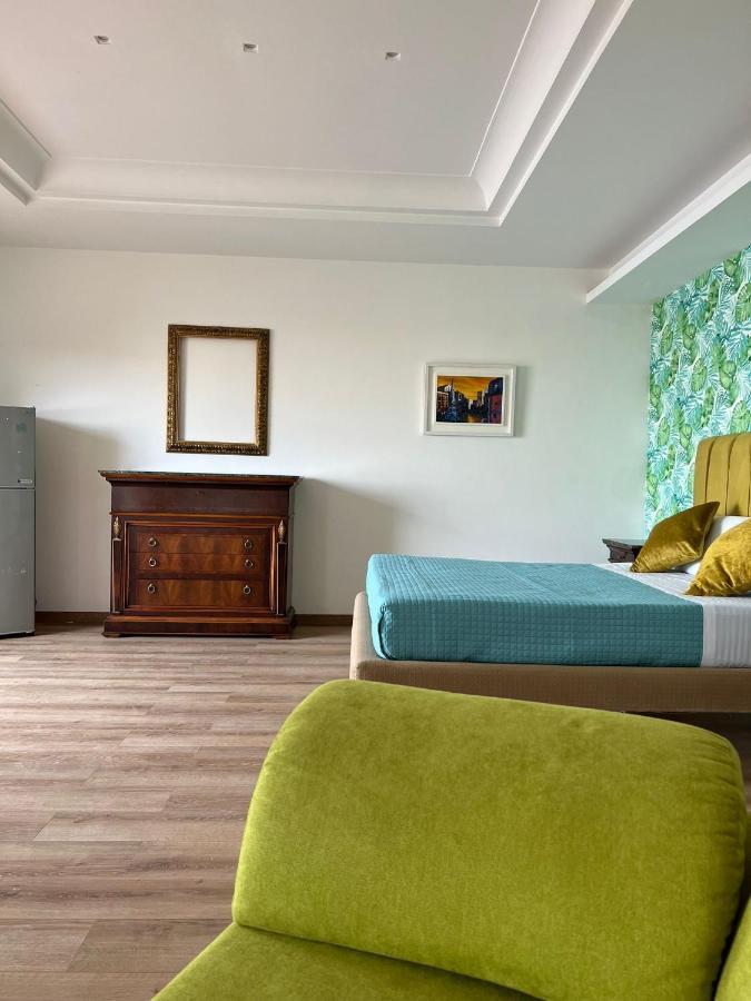Posillilux Guest house *