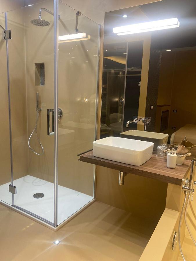Montesantogroup House Nel Centro Di Holiday home Naples