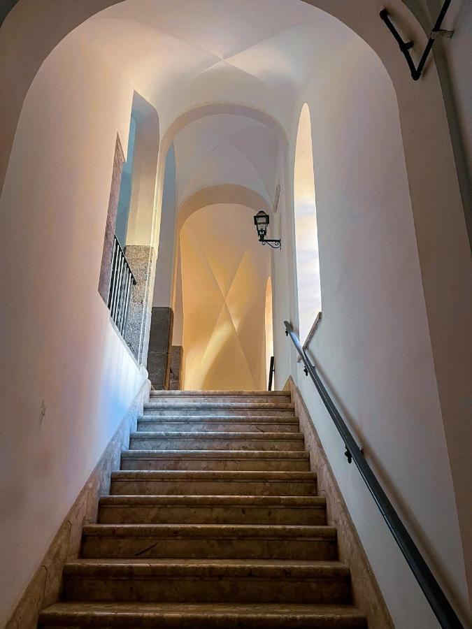Chez Marie Apartment *