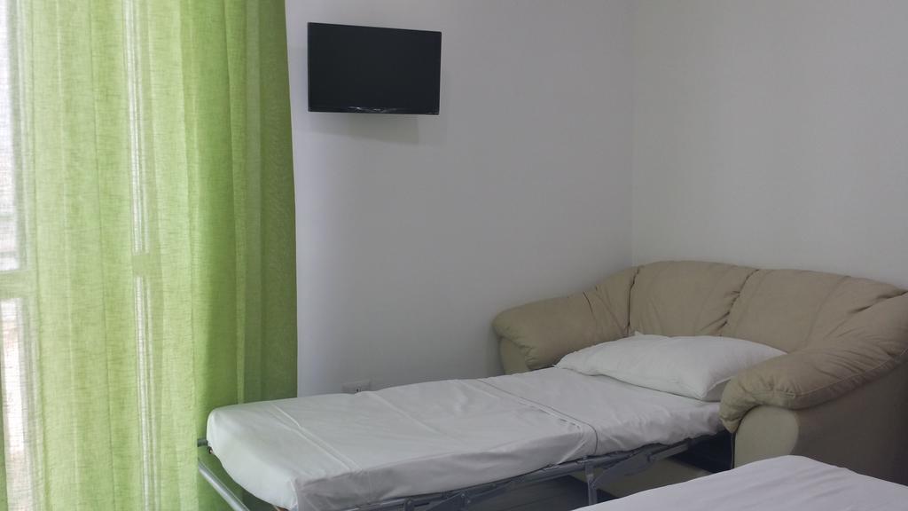 Floor Rentrooms 3*