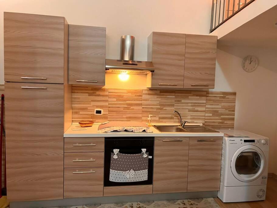 Casa Vacanza , Marianna Naples