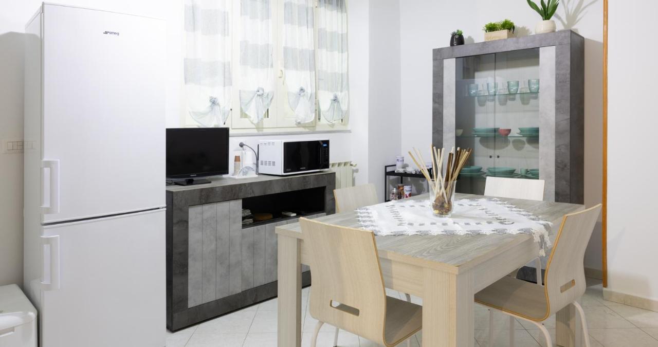 Apartment Decumani - Nel Cuore Di Naples