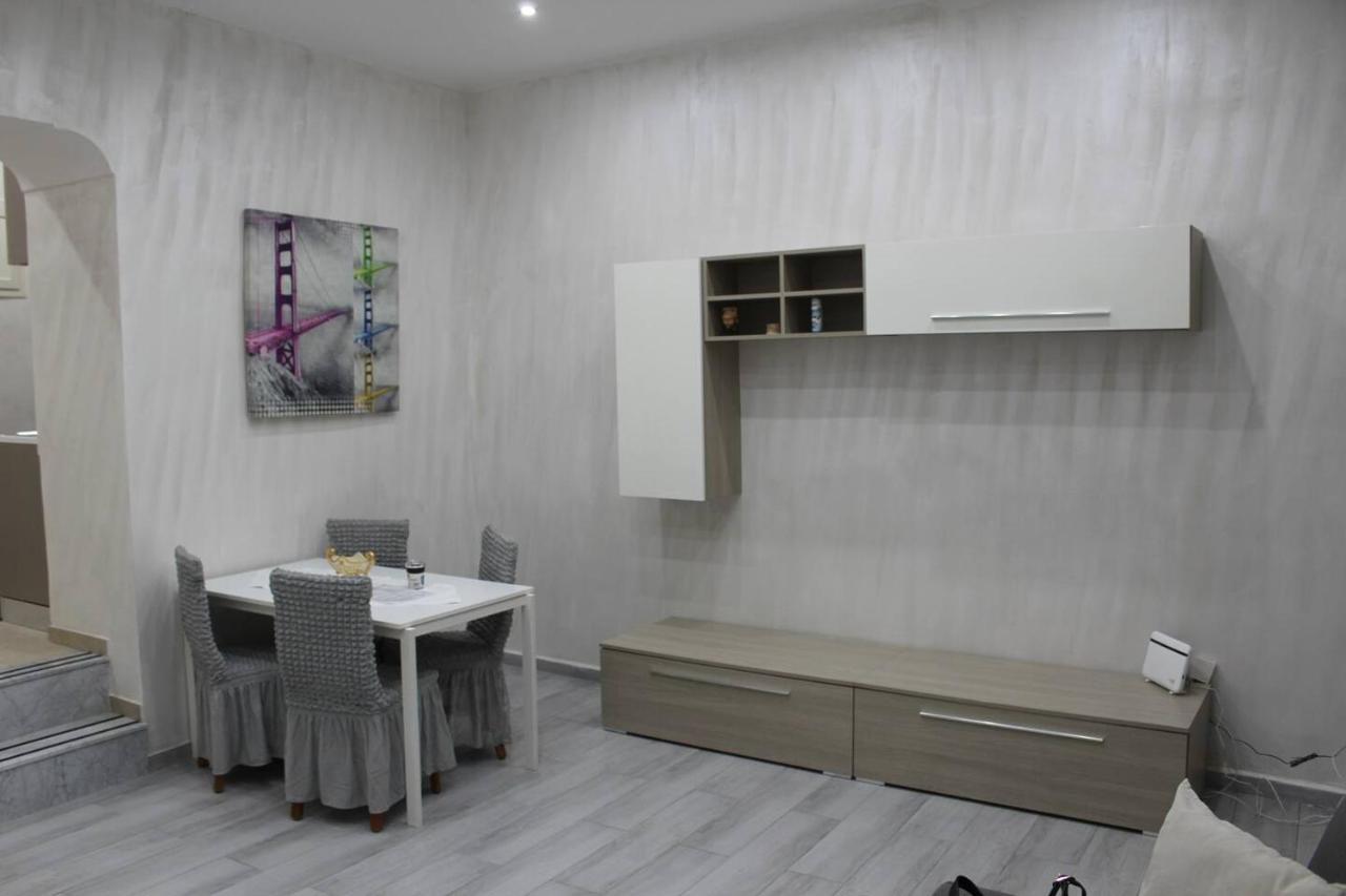 Aparthotel Casa Vacanza Grey *