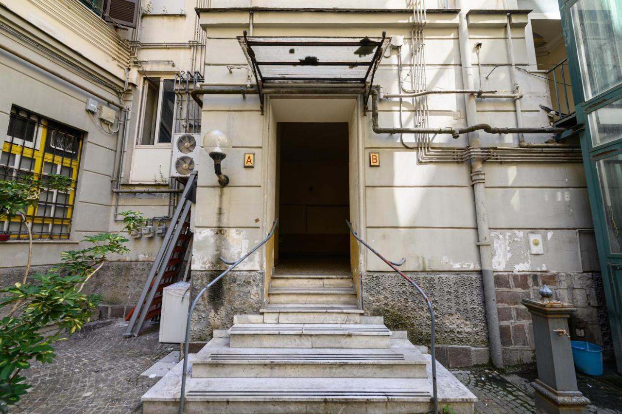 Apartment Via Cairoli 60 Naples