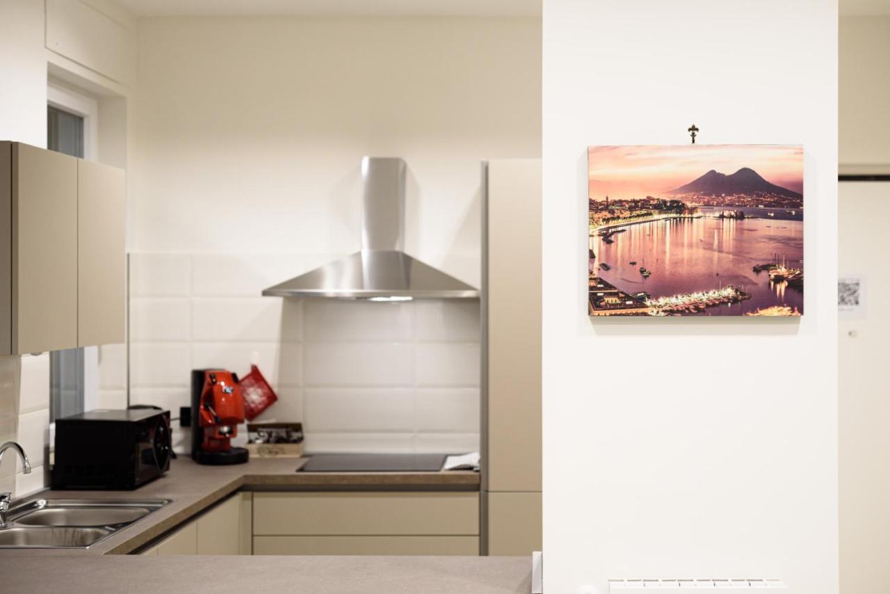 Via Niccolo Tommaseo 4 - 3 Apartment Naples