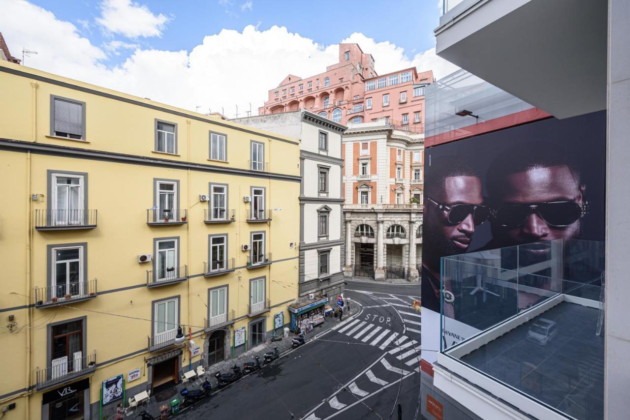 Via Niccolo Tommaseo 4 - 3 Apartment Naples