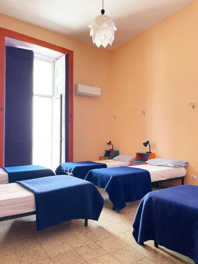 Hostel 6 Small Naples