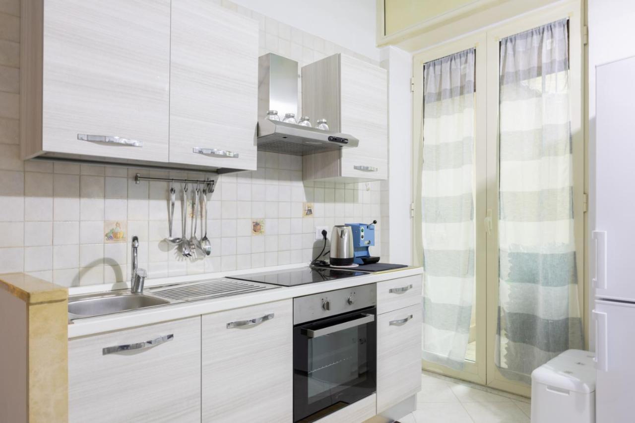 Apartment Decumani - Nel Cuore Di