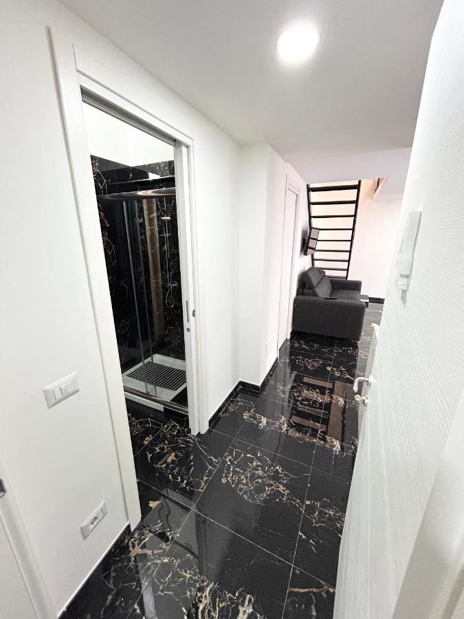 Giovanni Luxury Suites Apartment